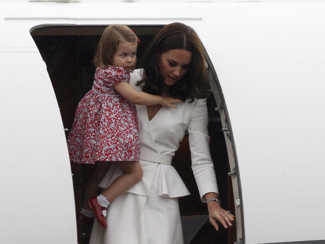 Vojvodkyňa Catherine s dcérkou, princeznou Charlotte