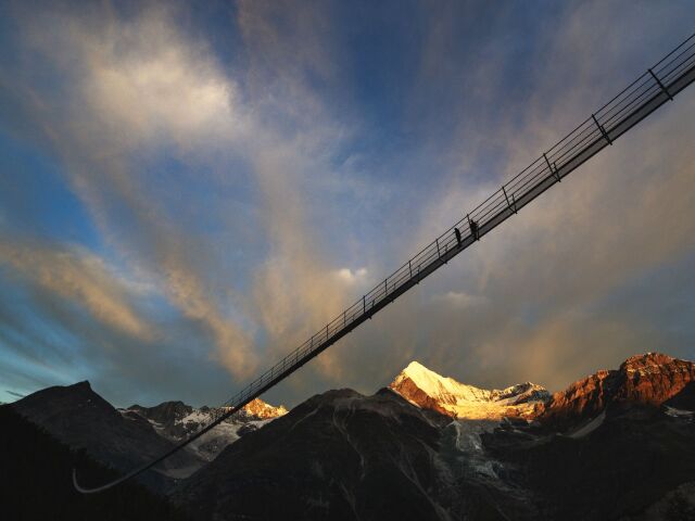 Švajčiarsko, Alpy, visutý most, Grächen, Zermatt