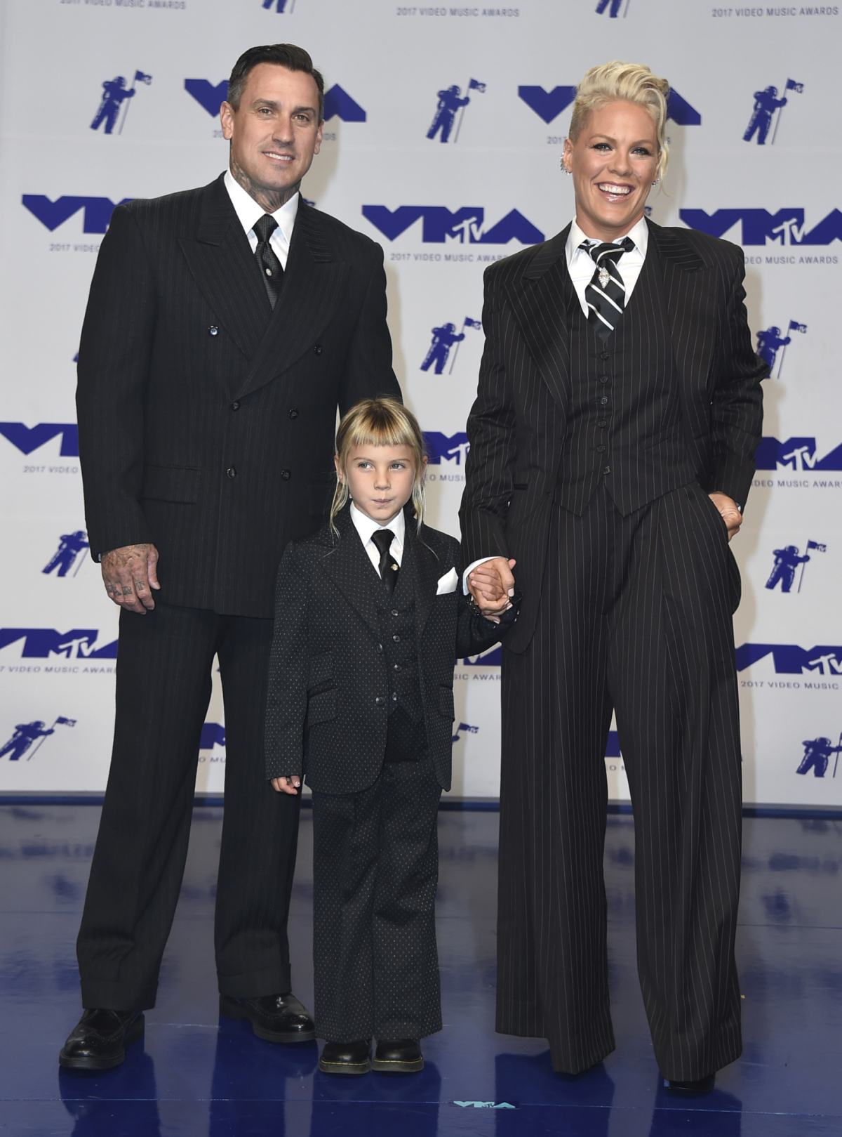 Pink a jej manžel Carey Hart prišli spoločne s dcérkou Willow.