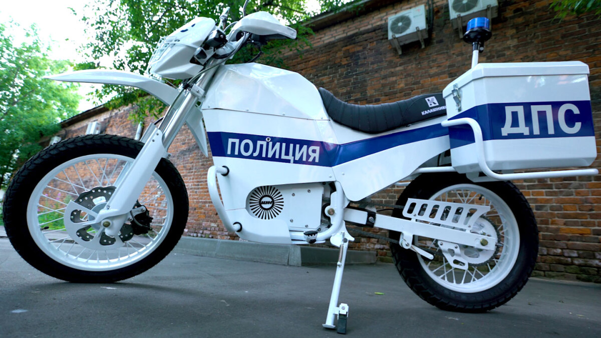 Iž Kalašnikov - elektrické enduro