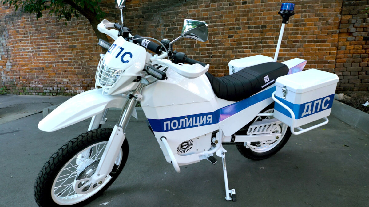 Iž Kalašnikov - elektrické enduro
