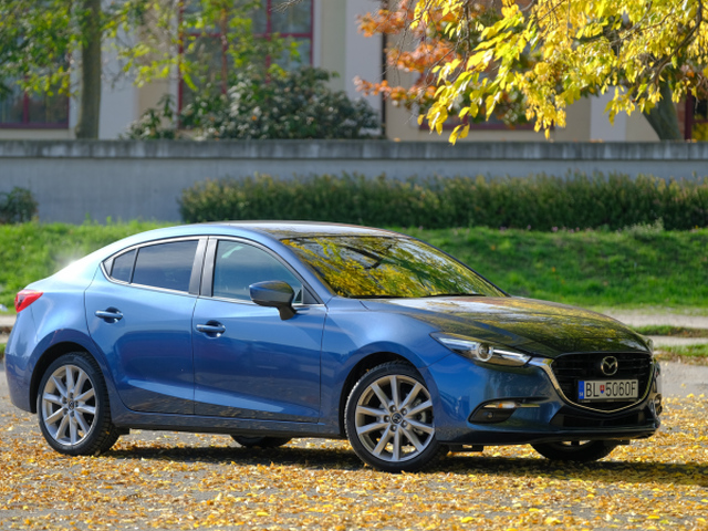 Mazda 3 sedan