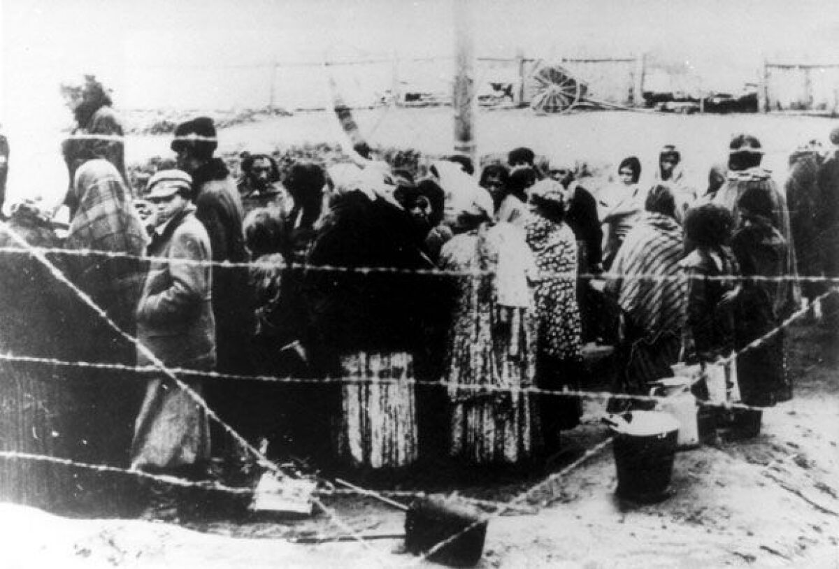 Bergen-Belsen, Rómovia
