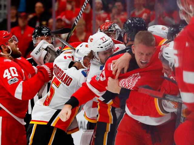 Detroit, Calgary