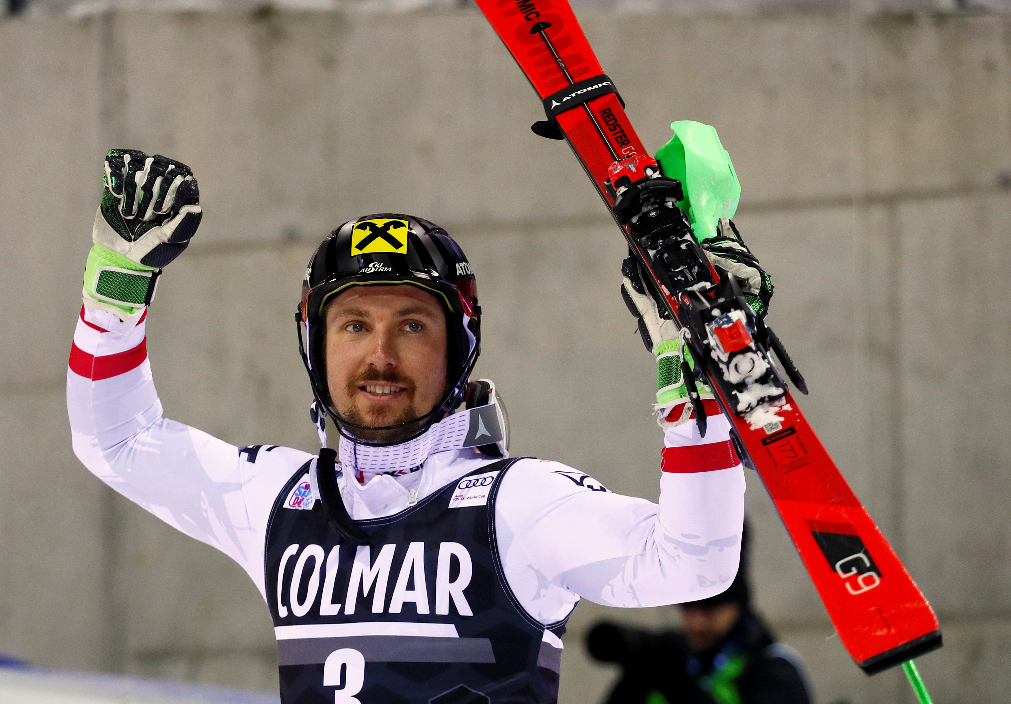 Marcel Hirscher po triumfe v talianskom stredisku Madonna di Campiglio.