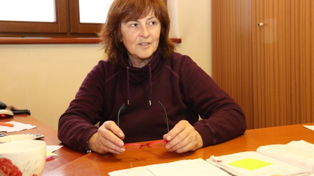 Zlata Holubová ako predsedníčka PD Gader Blatnica s družstevníkmi vybudovala prosperujúci podnik.