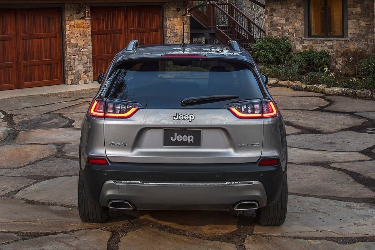 Jeep Cherokee - 2018