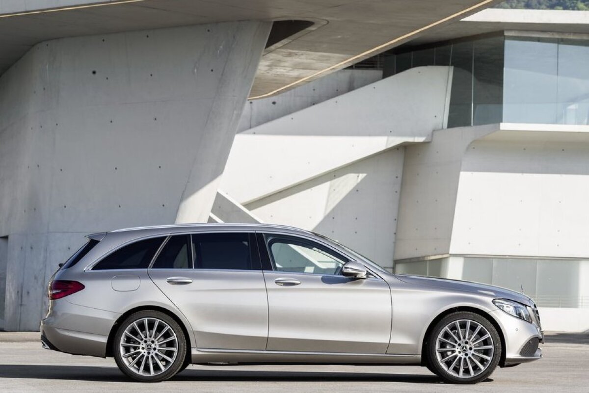 Mercedes-Benz C - 2018