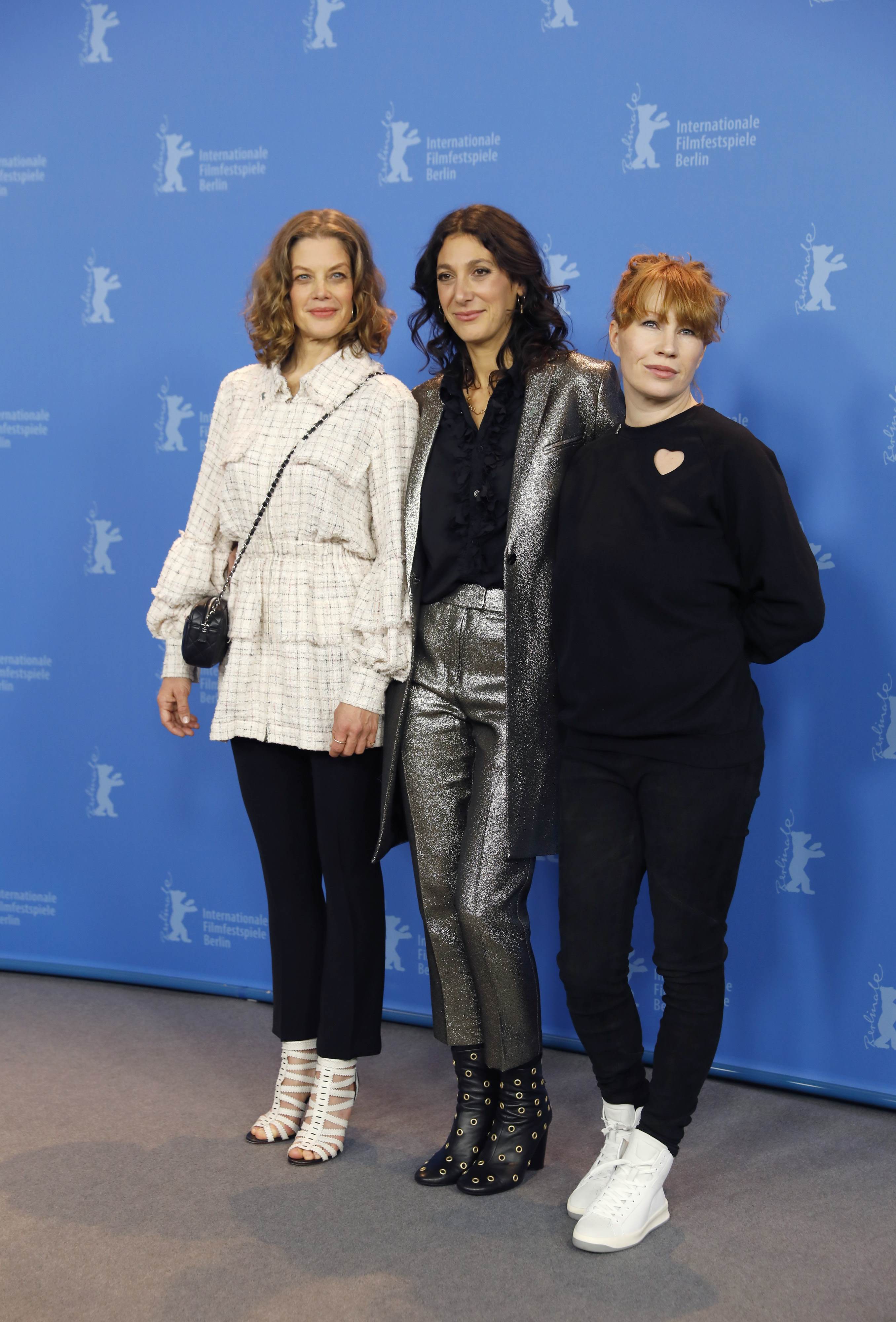 Trio z filmu Tri dni v Quiberone - Zľava: Herečka Marie Baumer, režisérka Emily Atef a herečka Birgit Minichmayr.