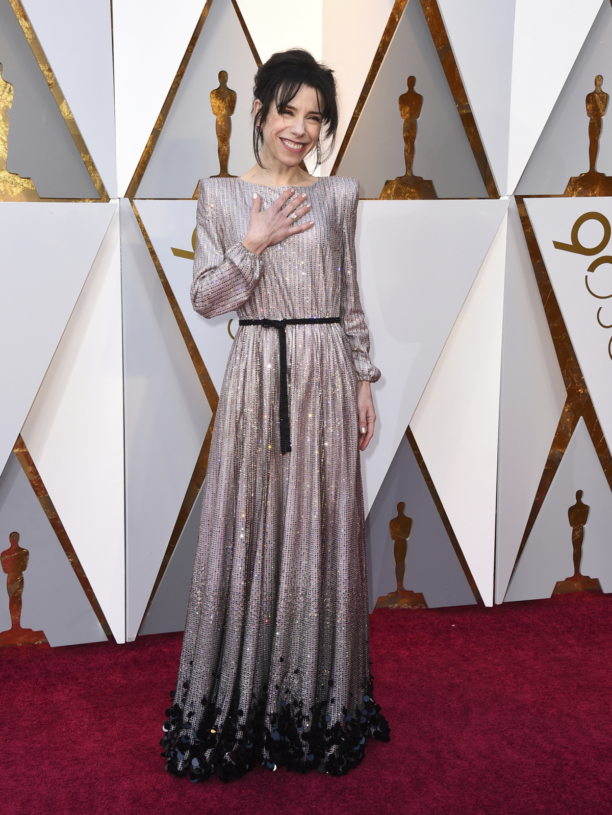 Herečka Sally Hawkins v kreácii Armani Privé. 