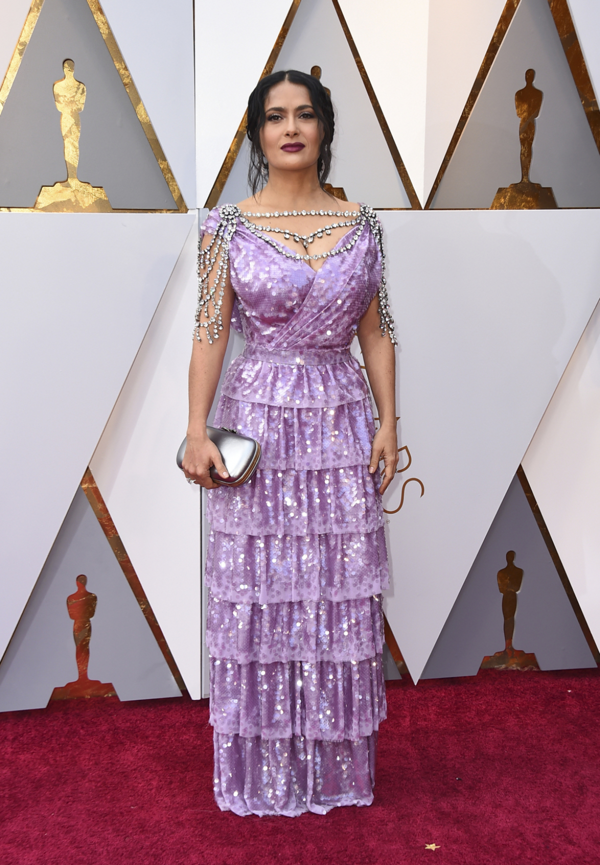 Herečka Salma Hayek v kreácii Gucci. 