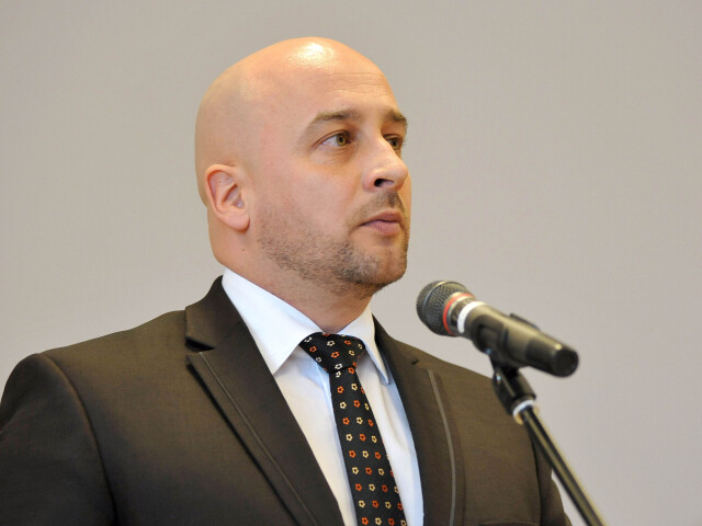 Šéf SMK József Menyhárt.