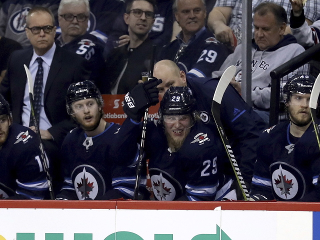Winnipeg Jets, lavička