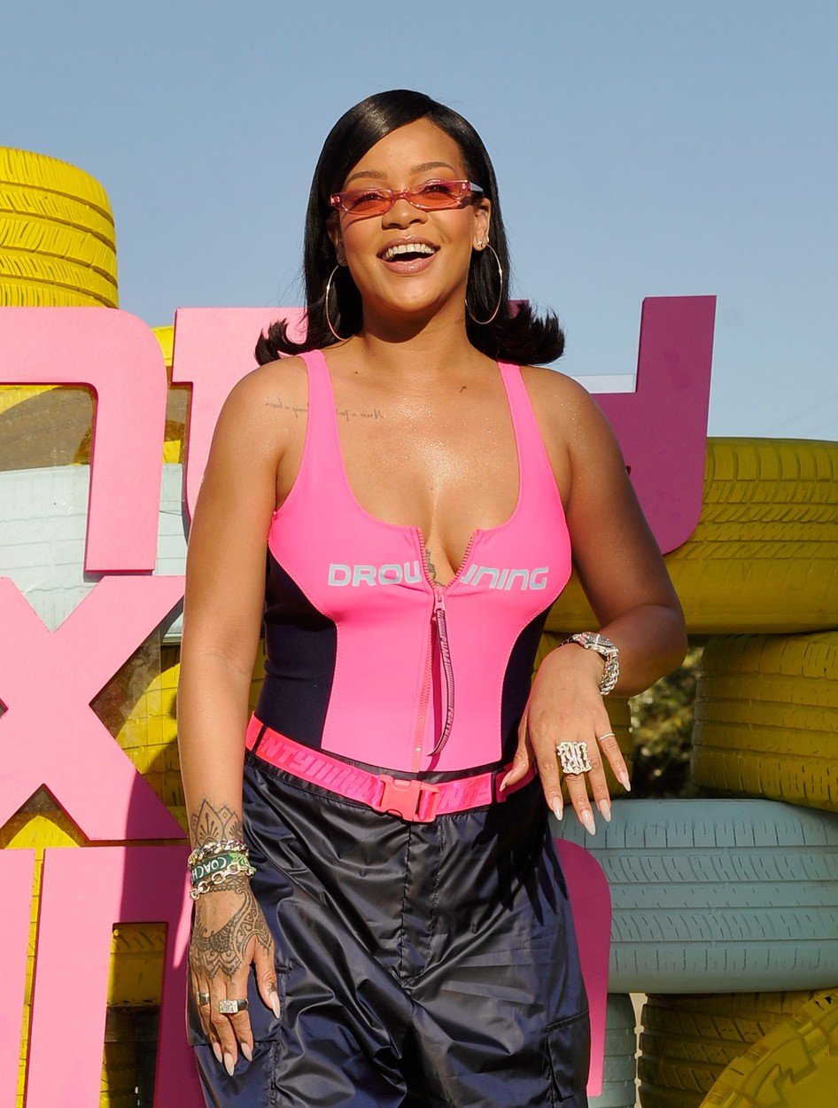Speváčka Rihanna na hudobnom festivale Coachella.
