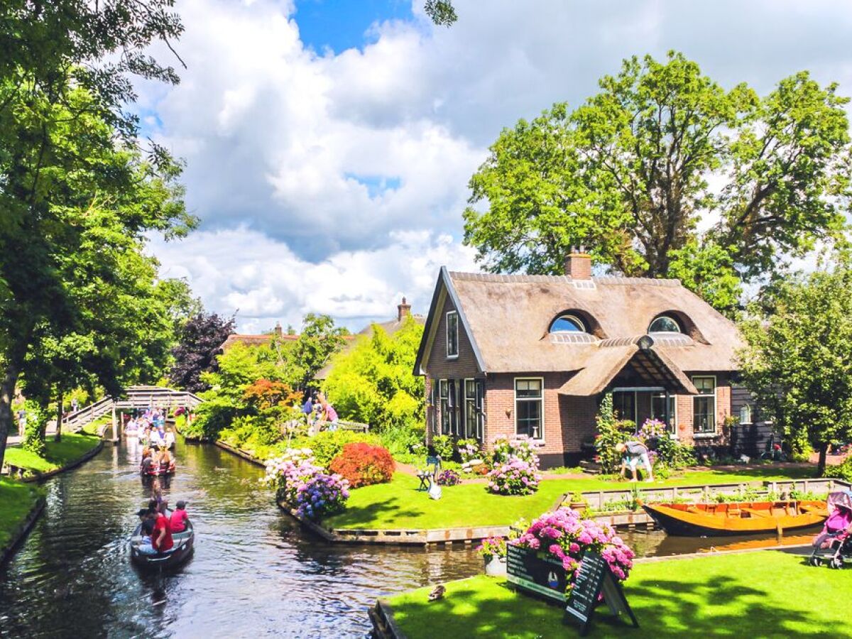 Giethoorn, Holandsko, kanály, lode, člny, voda,