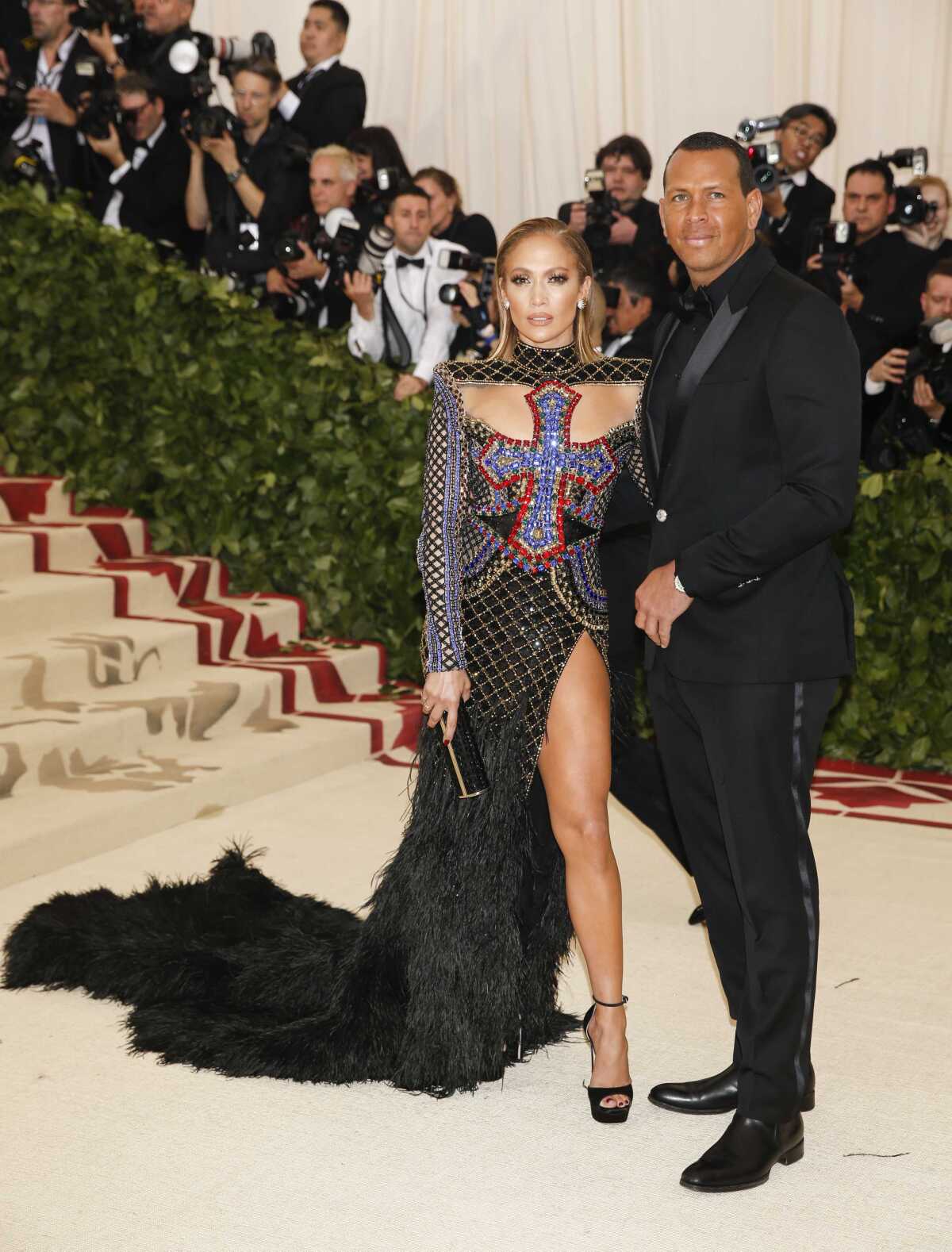 Speváčka a herečka Jennifer Lopez v kreácii Balmain.