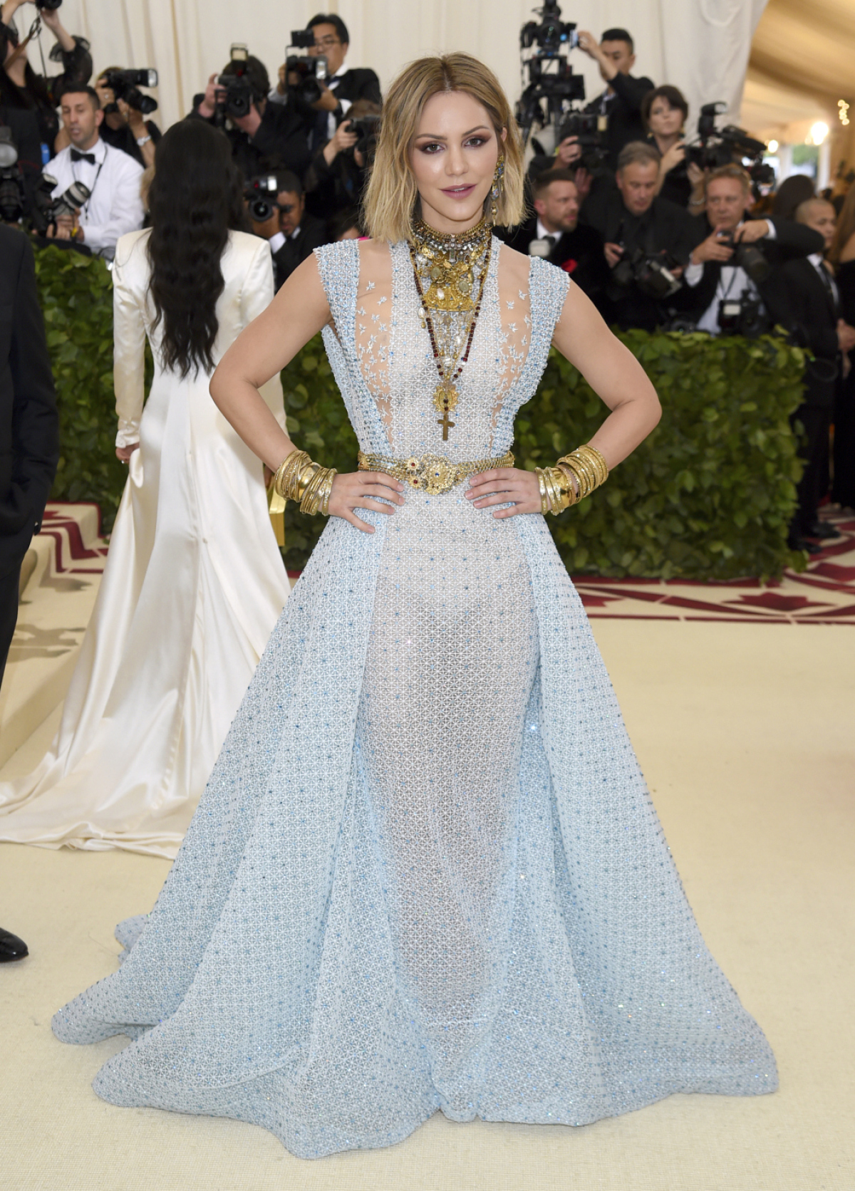 Speváčka Katharine McPhee v kreácii Georges Chakra.