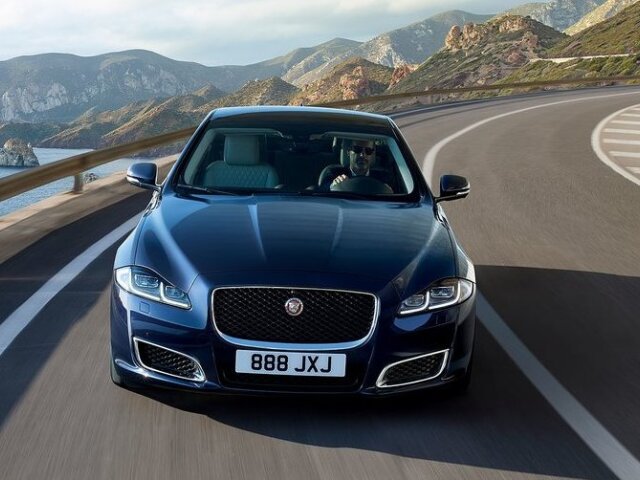 Jaguar XJ50 - 2018