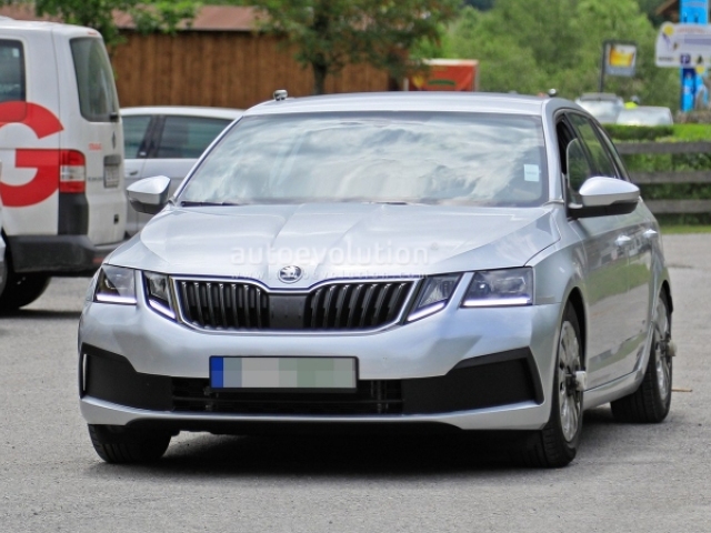 Škoda Octavia 2020 - testovacia mula