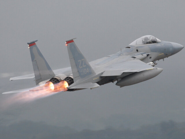 stíhačka F-15