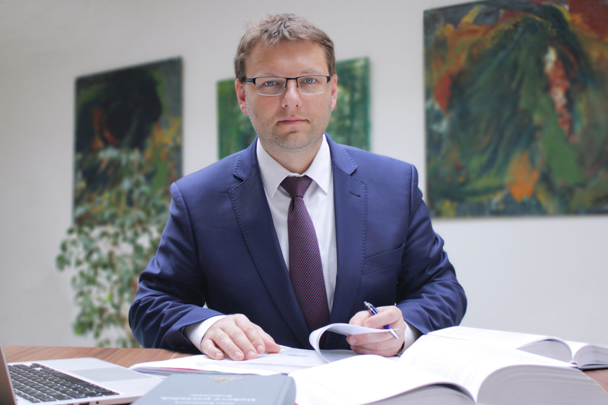 Advokát Ivan Humeník.