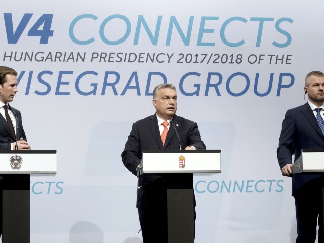 Kurz, Orbán, Pellegrini, dávky