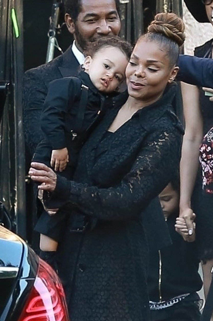 Speváčka Janet Jackson na poslednej rozlúčke s otcom Joeom Jacksonom.