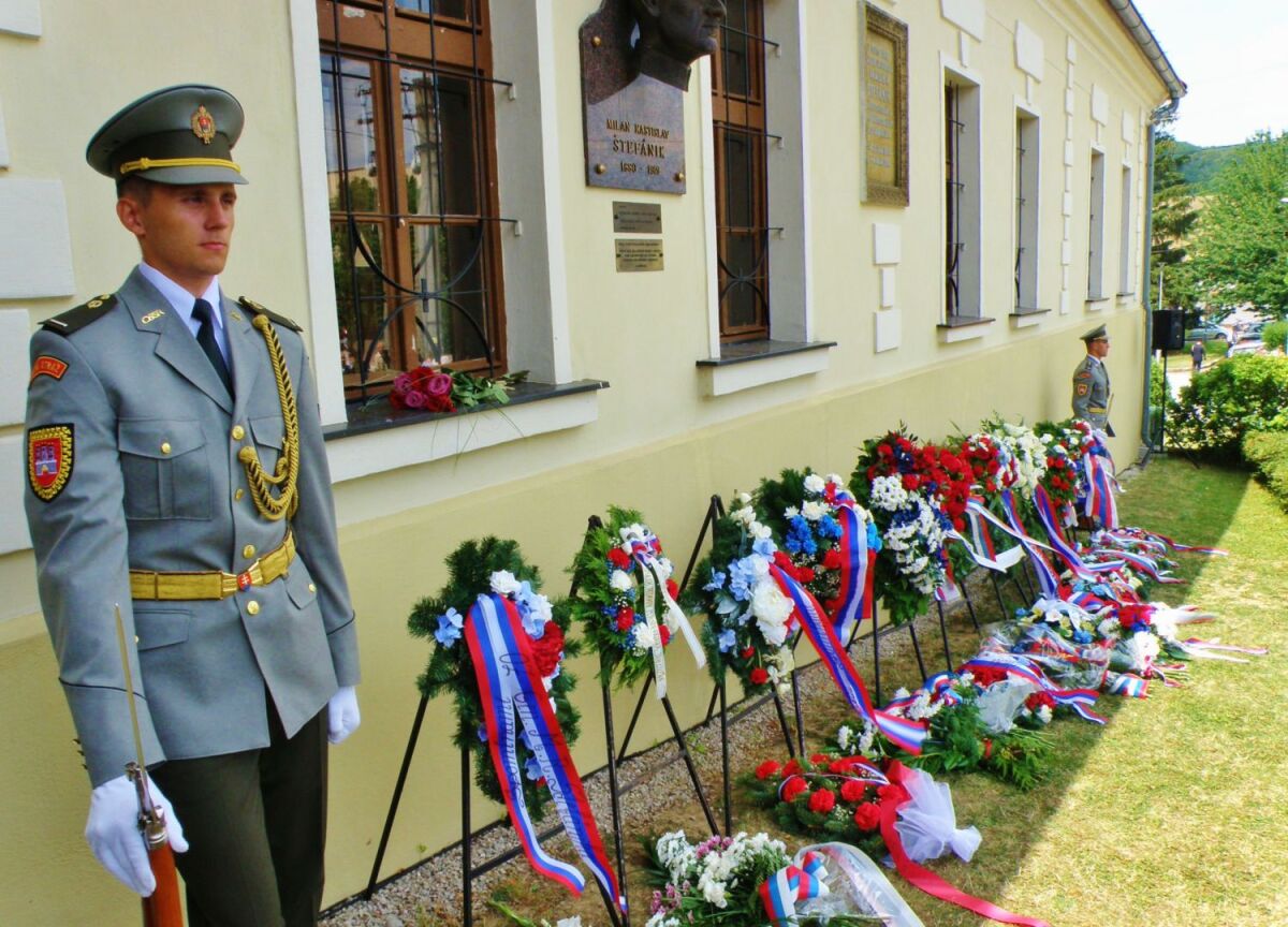 štefánik