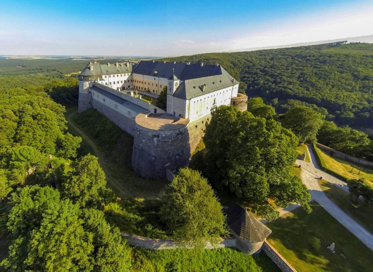 Červený Kameň