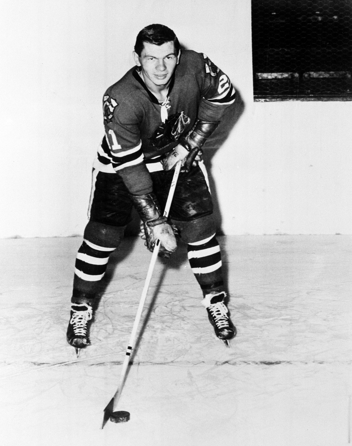 9. Stan Mikita