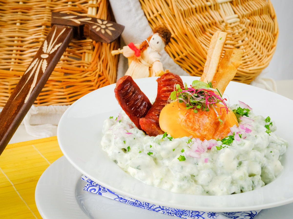 Furmanské halušky s "pŕhľavou", bryndza