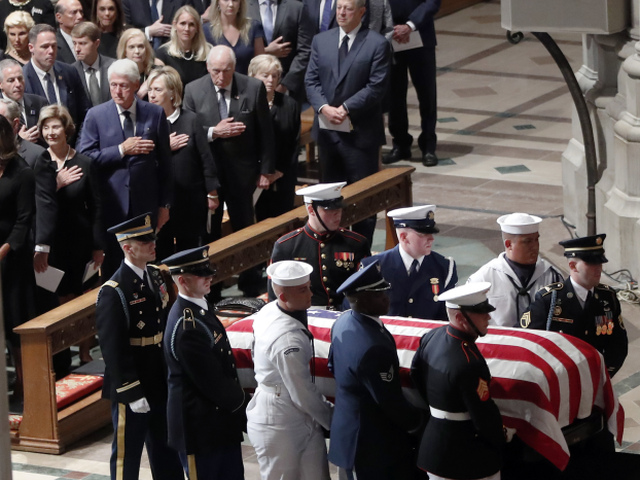 McCain, posledná rozlúčka