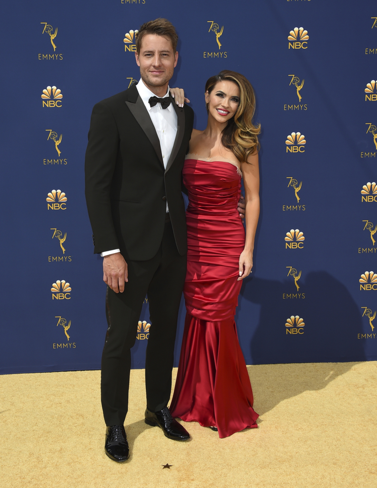 Herec Justin Hartley a jeho manželka Chrishell Hartley.