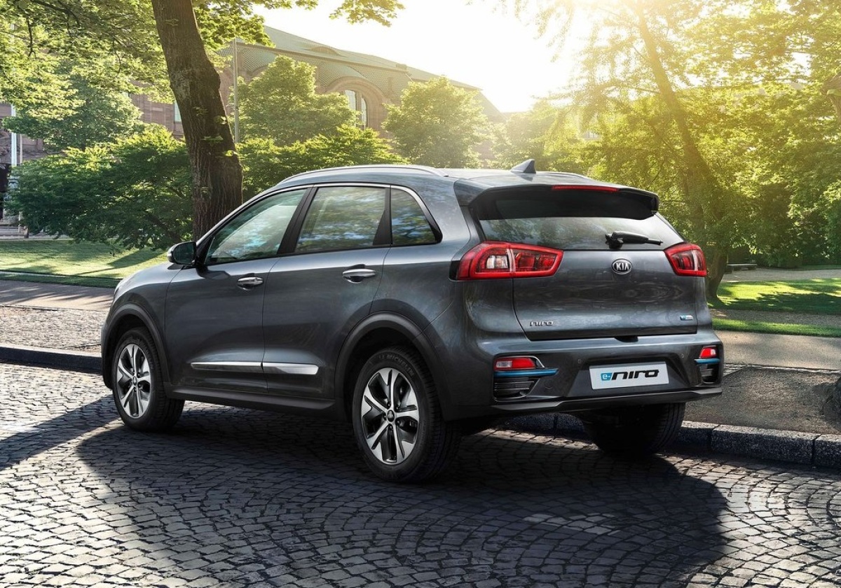 Kia-e-Niro-2019-1024-04