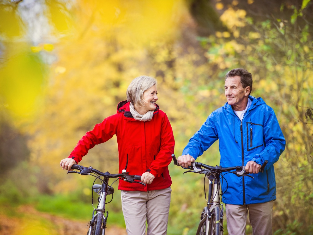 Seniori bicykel mensi