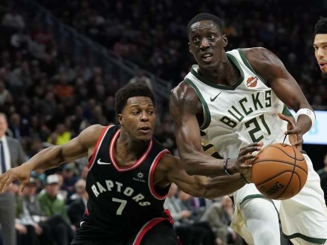 Tony Snell