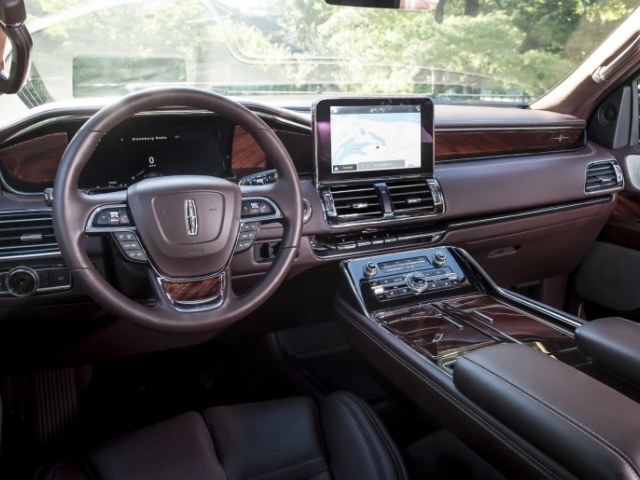 Lincoln Navigator