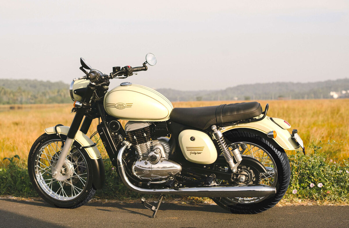 Kde sídli spoločnosť Classic Legends, ktorá  vyrába novodobé motocykle pod značkou Jawa?
