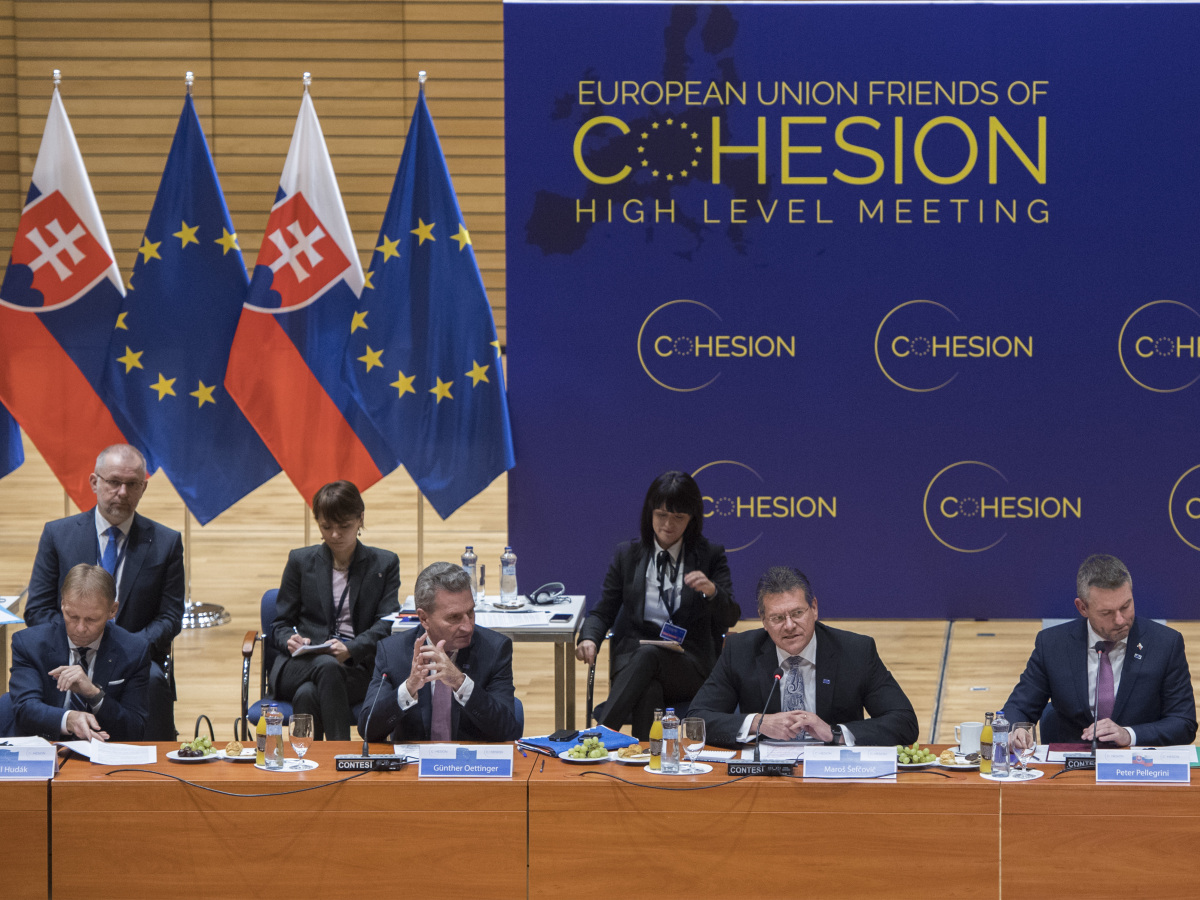 SR Bratislava EÚ EIB EK Priatelia kohézie stretnutie, Pellegrini