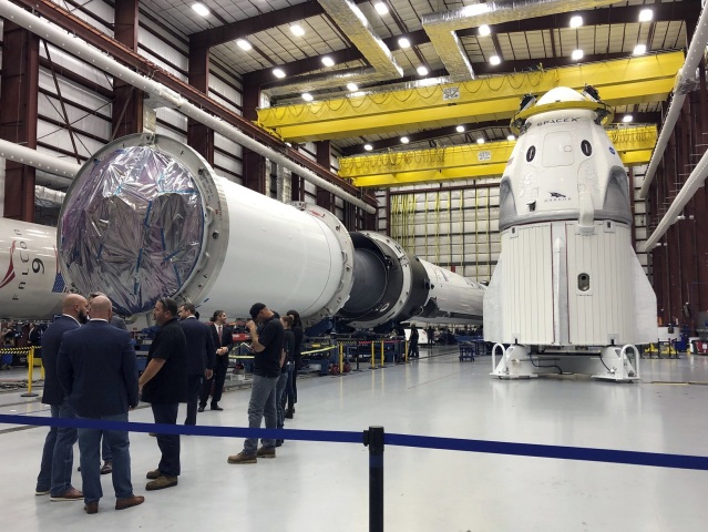 SpaceX-Pence