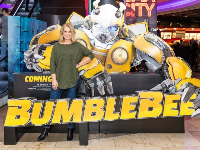 Herečka Zuzana Vačková na premiére filmu Bumblebee.