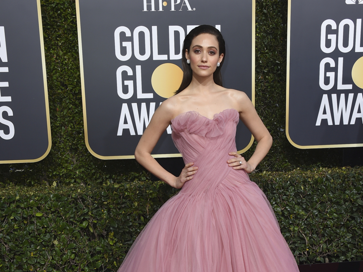 Herečka Emmy Rossum prišla v róbe Monique Lhuillier.
