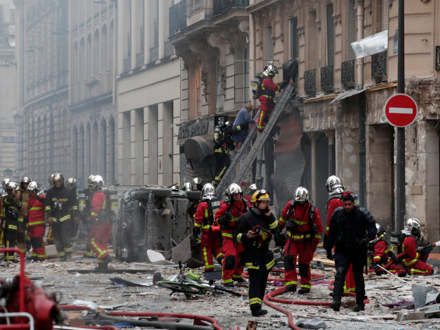 Francúzsko, paríž, výbuch plynu, hasiči