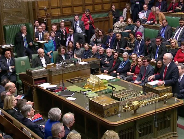 Britská premiérka Theresa Mayová ustála hlasovanie o dôvere vlády.