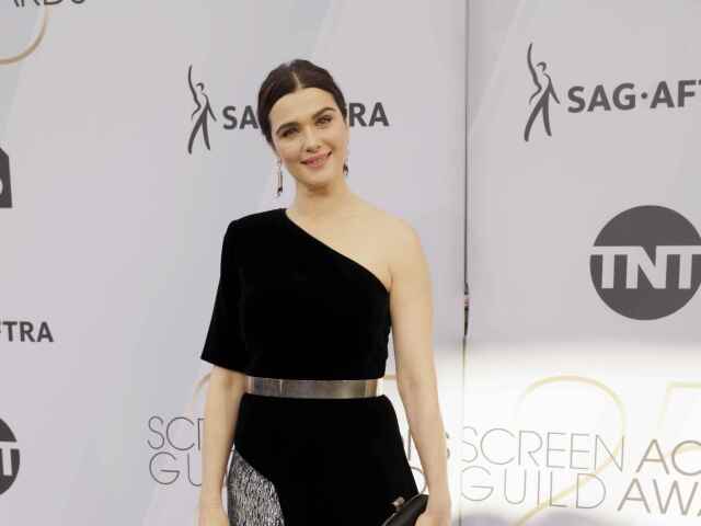 Herečka Rachel Weisz prišla v kreácii Givenchy Haute Couture.