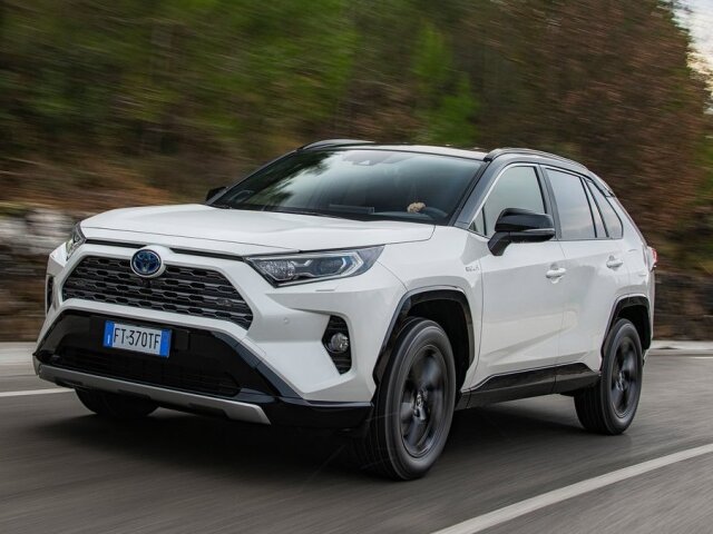 Toyotu výsledky štatistík výjazdov za bezradnými motoristami nepotešia. Je to prekvapivé, ale problémy majú modely ako RA4, C-HR čo dokonca najmladší Yaris Cross.