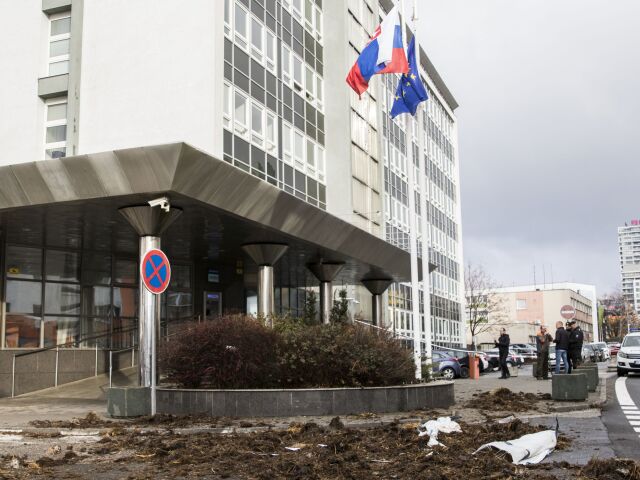 SR Bratislava farmári protest PPA hnoj BAX