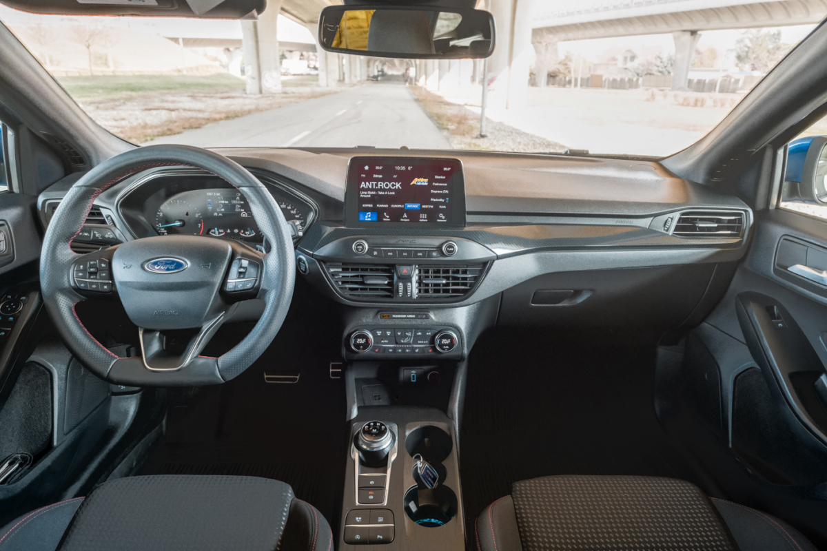 Ford Focus Kombi ST Line