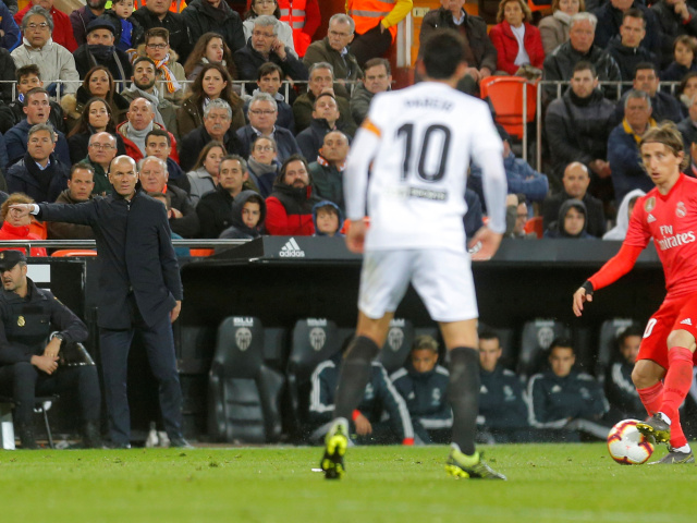 SOCCER-SPAIN-VAL-MAD/ Zidane Modrič real
