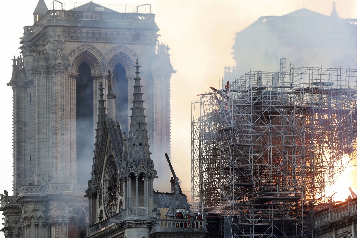 Francúzsko Paríž katedrála Notre Dame požiar
